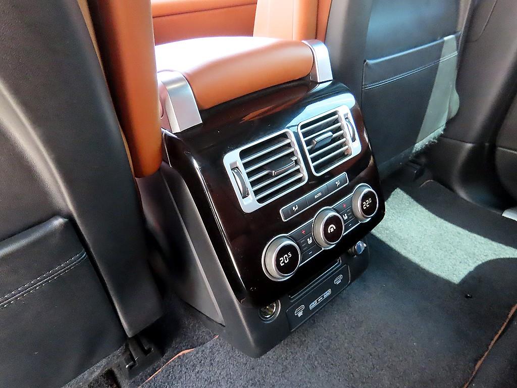 Land Rover Range Rover — photo 16