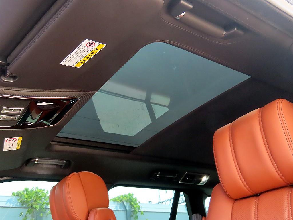 Land Rover Range Rover — photo 17