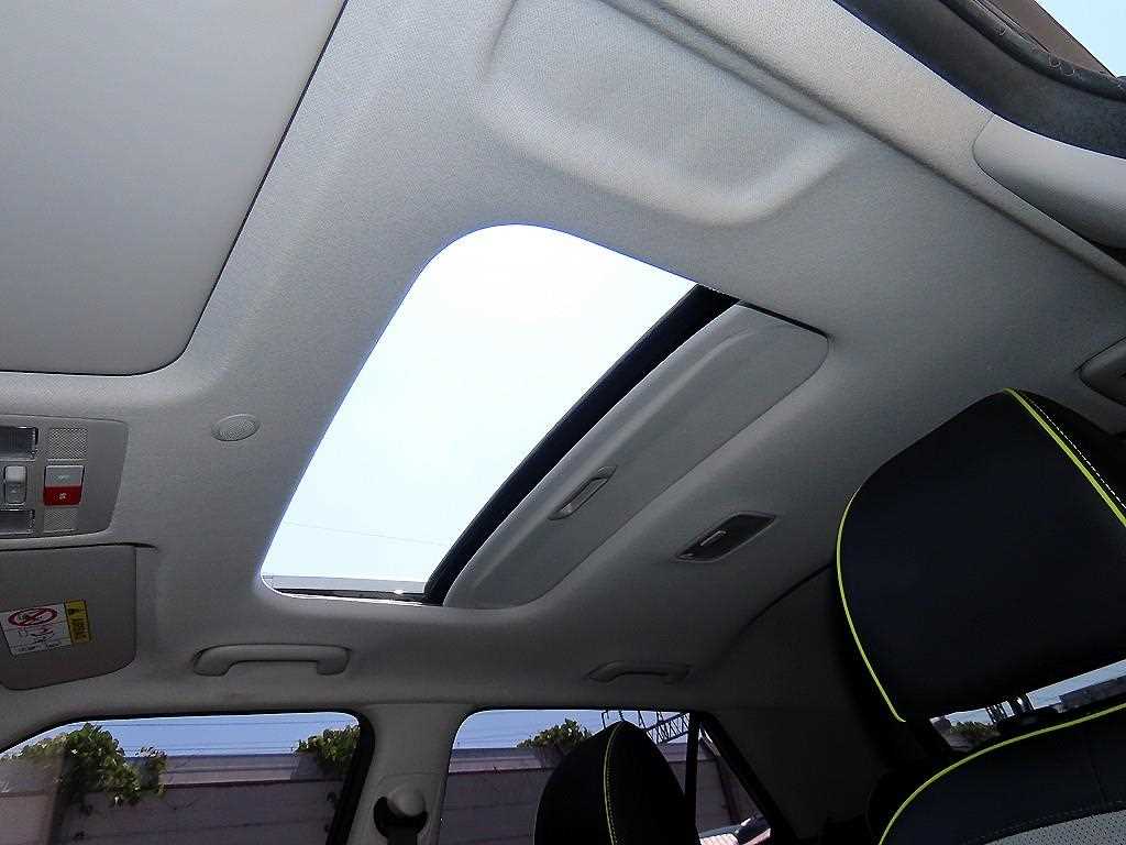 Hyundai Venue — photo 18