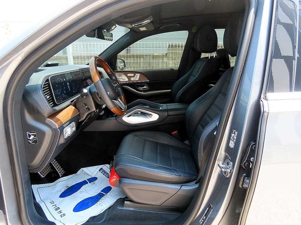 Mercedes-Benz GLS-Class — photo 05