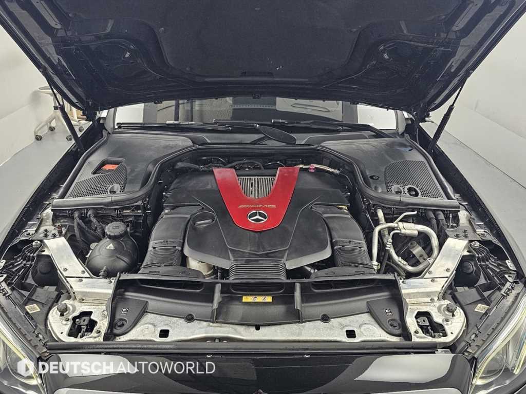 Mercedes-Benz E-Class — photo 06