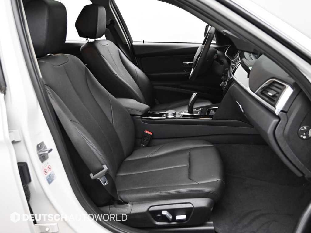BMW 3-Series — photo 10
