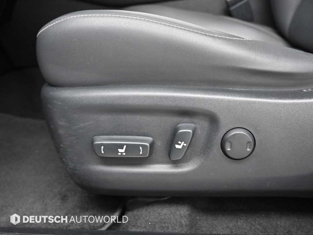 Lexus NX — photo 16