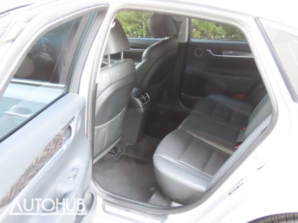 Hyundai Grandeur — photo 15