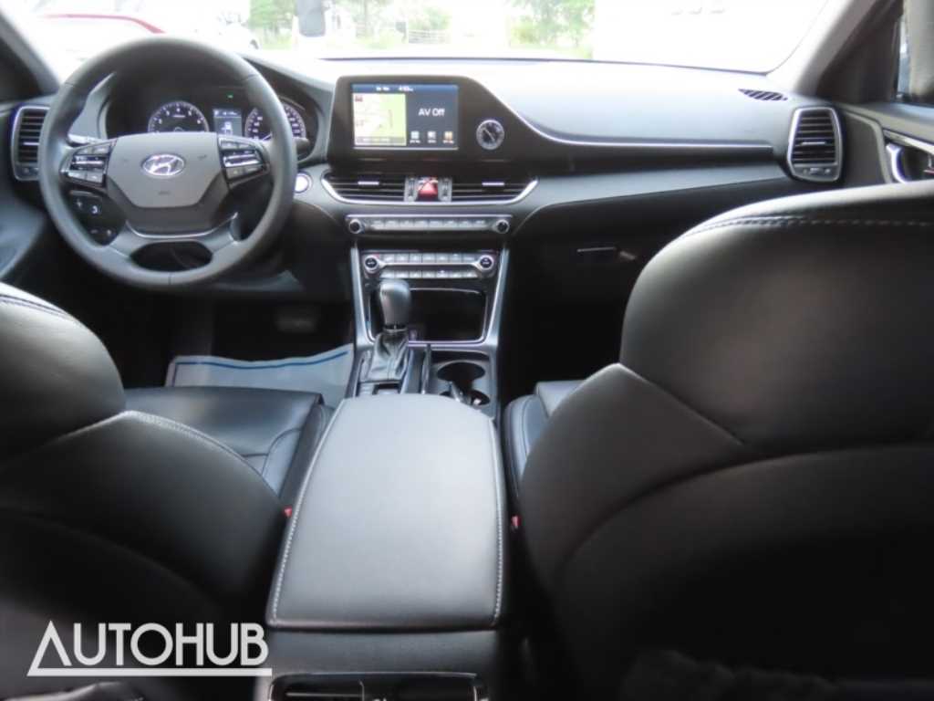 Hyundai Grandeur — photo 16
