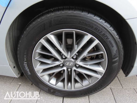 Hyundai Grandeur — photo 18