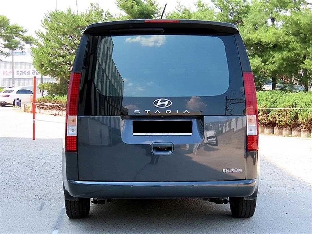Hyundai Staria — photo 04