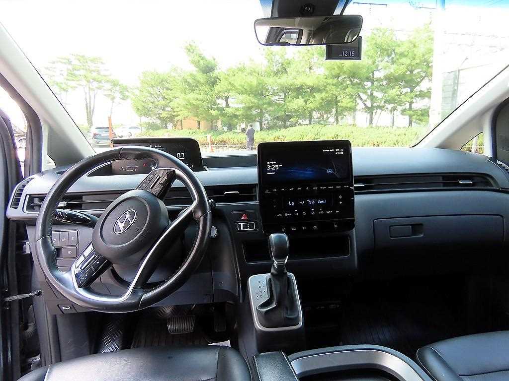 Hyundai Staria — photo 07