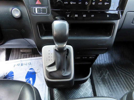 Hyundai Staria — photo 10