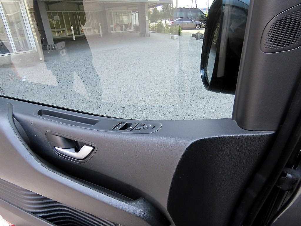 Hyundai Staria — photo 11