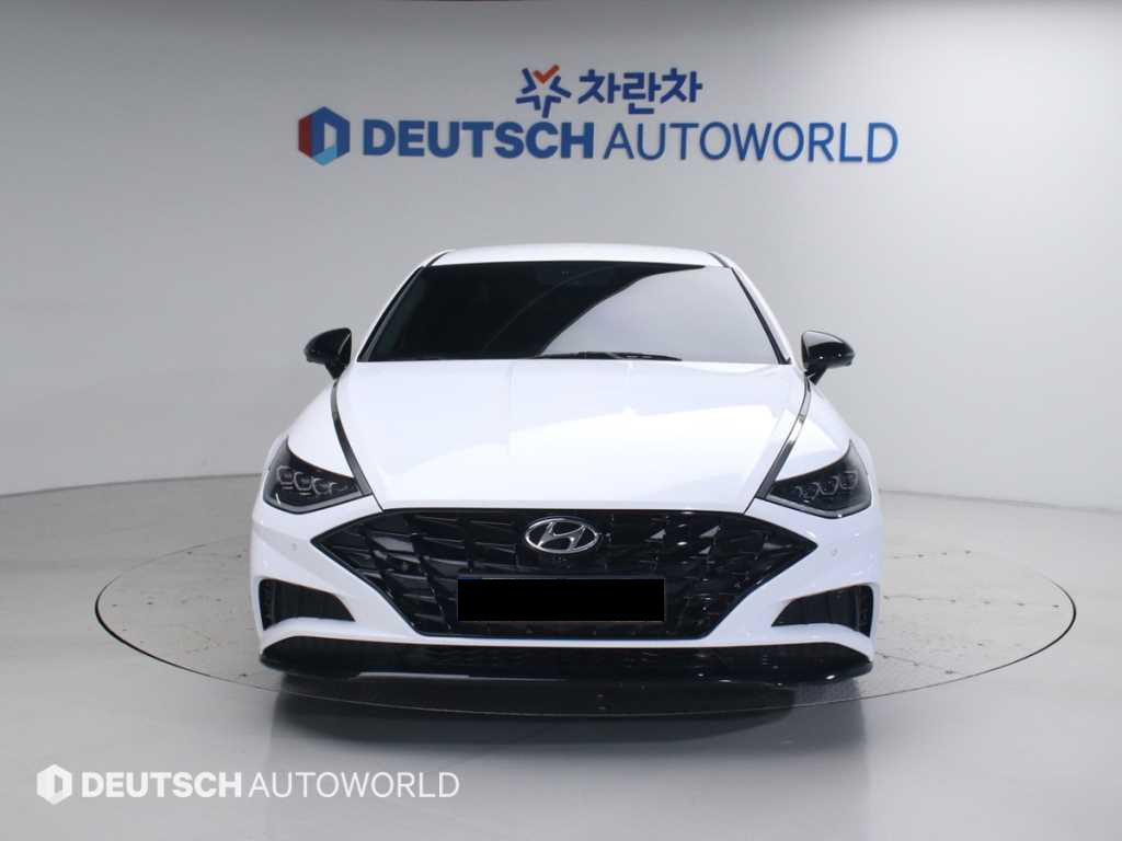 Hyundai Sonata — photo 03