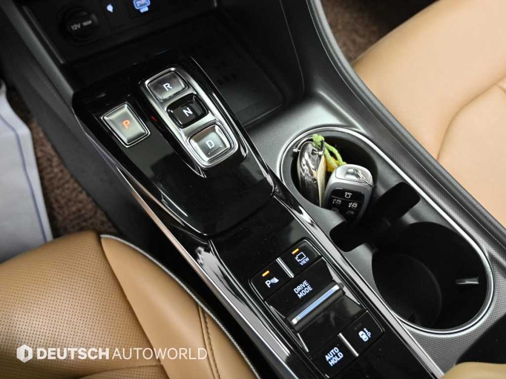 Hyundai Sonata — photo 09