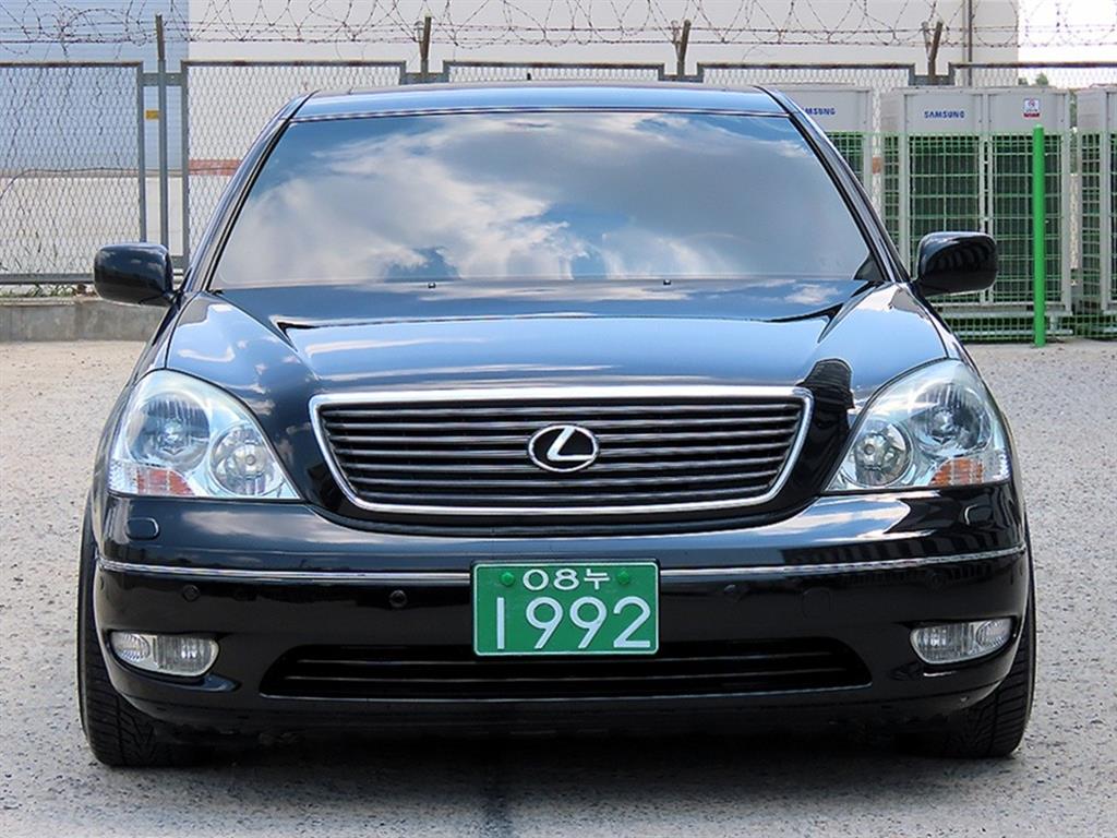 Lexus LS — photo 01