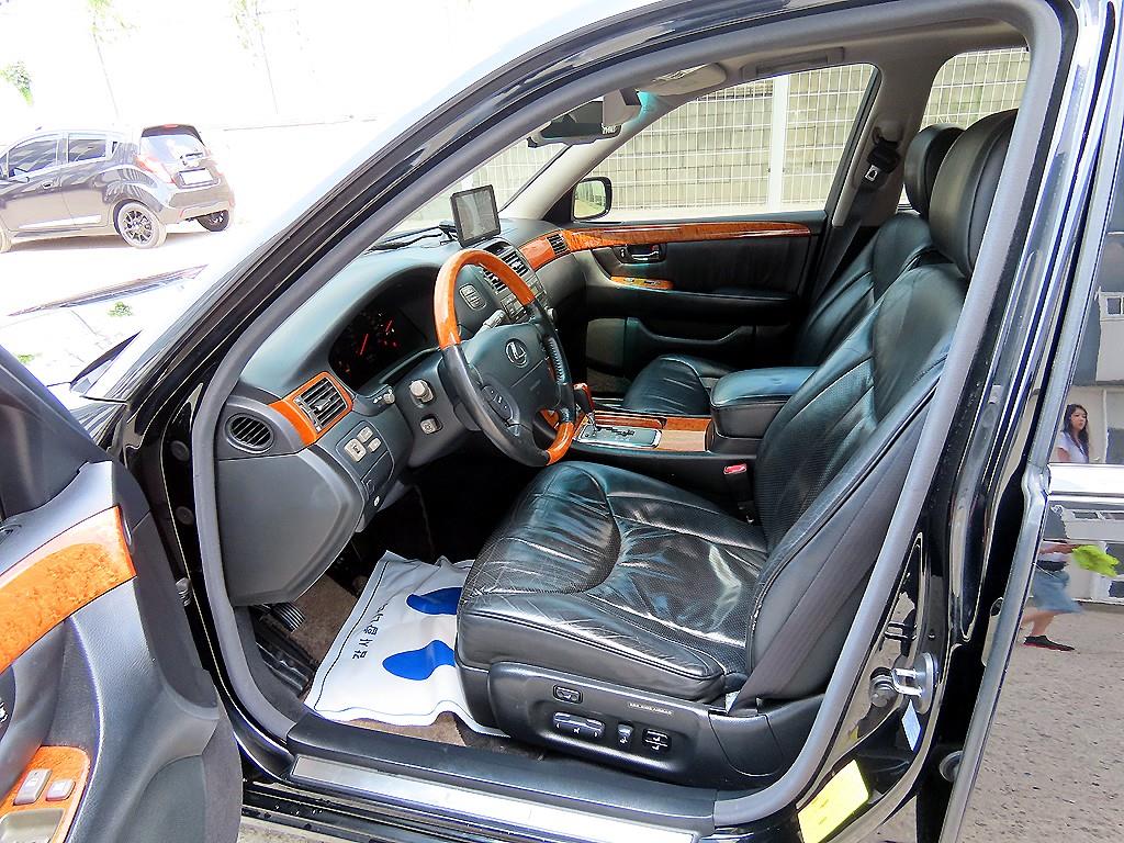 Lexus LS — photo 05