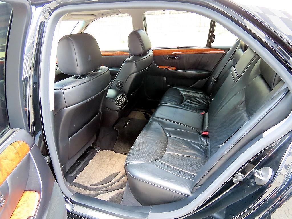 Lexus LS — photo 06