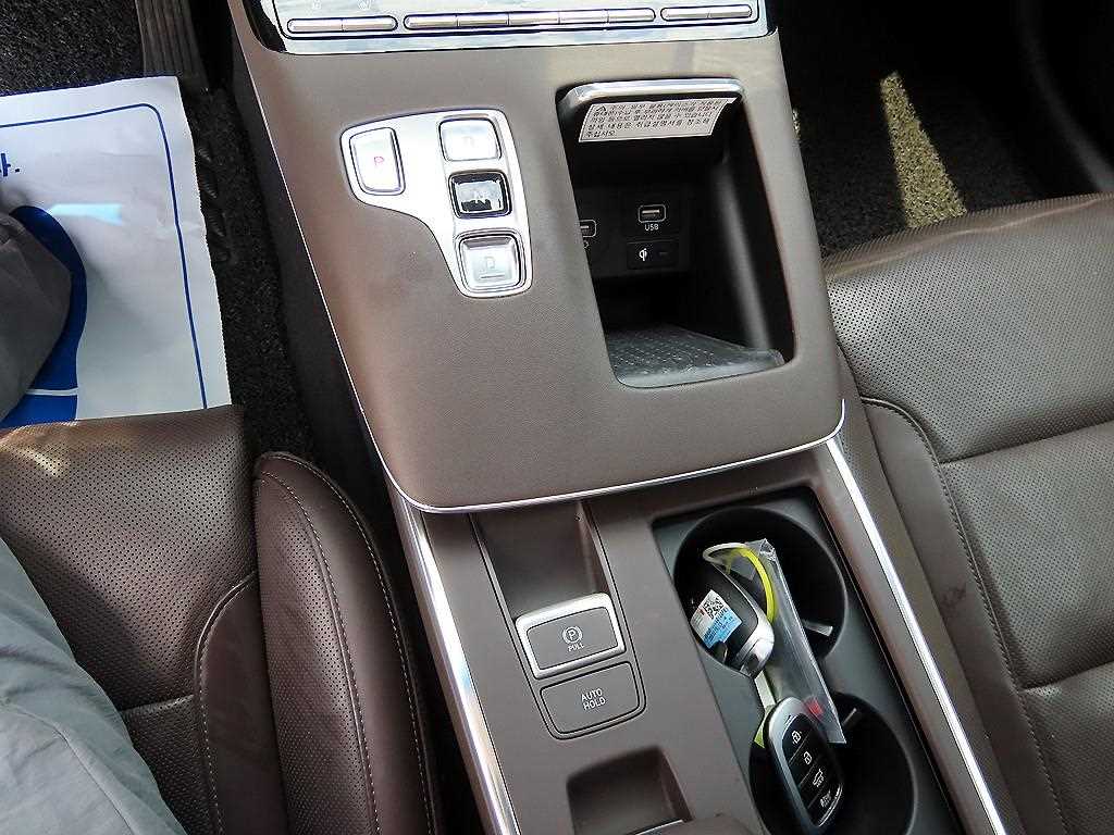 Hyundai Grandeur — photo 11