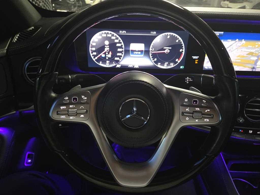 Mercedes-Benz S-Class — photo 12