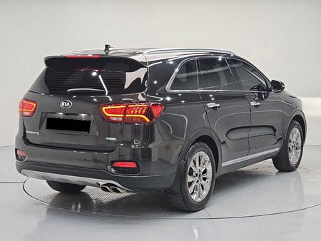 Kia Sorento — photo 04