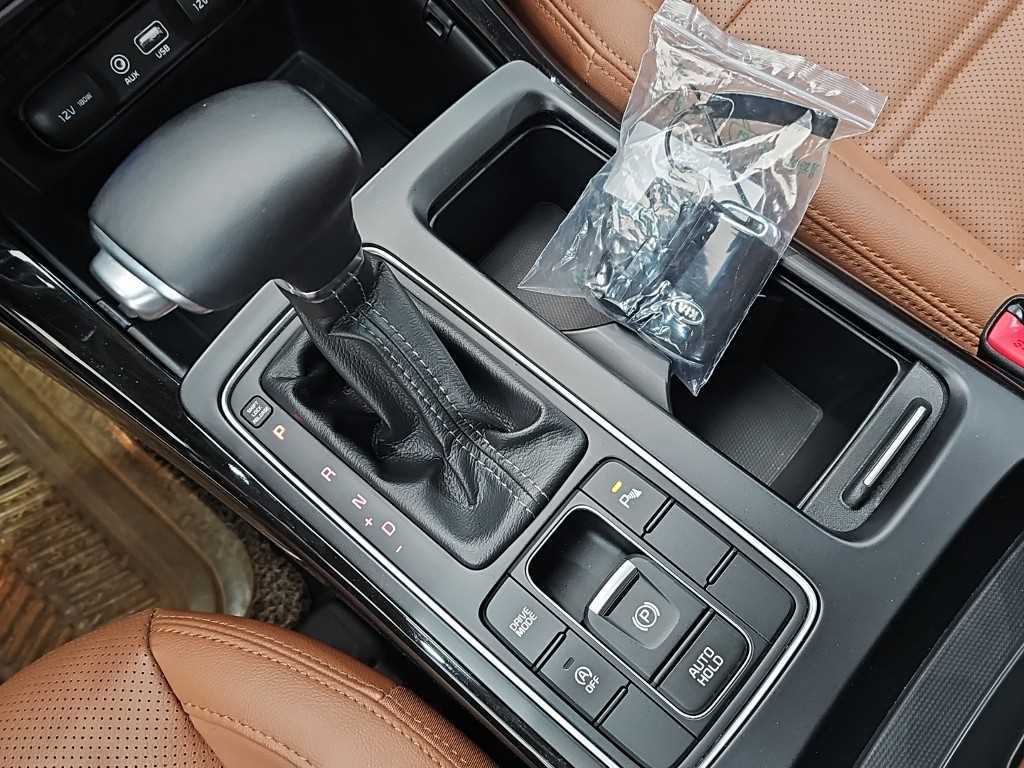 Kia Sorento — photo 08