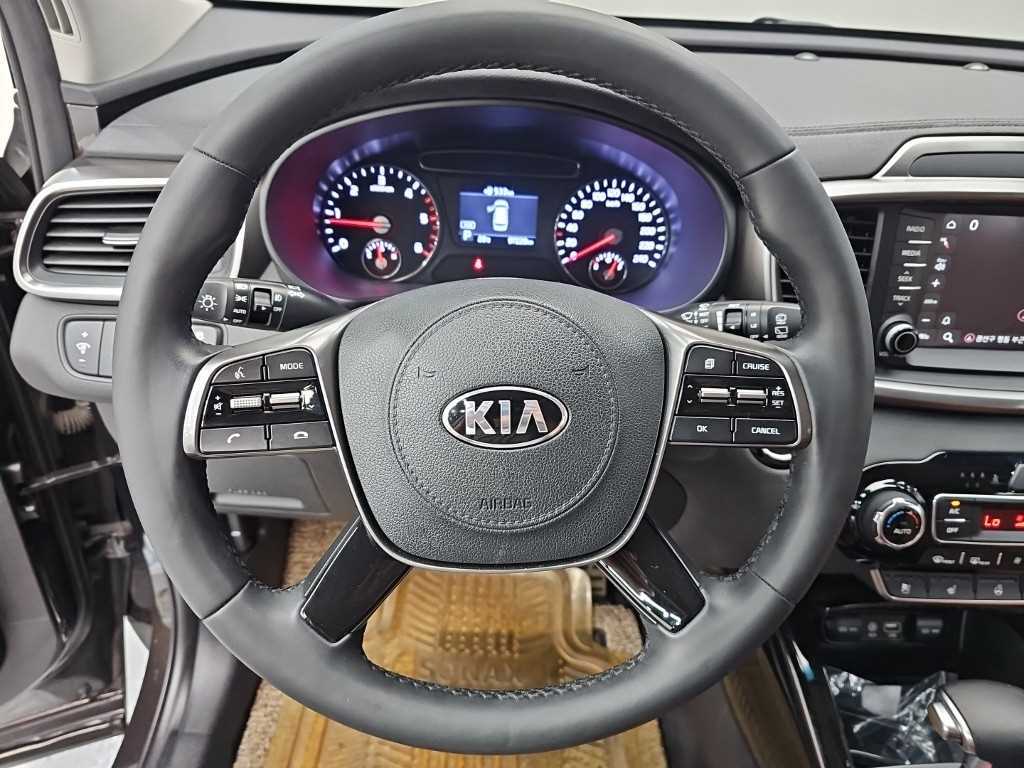 Kia Sorento — photo 09