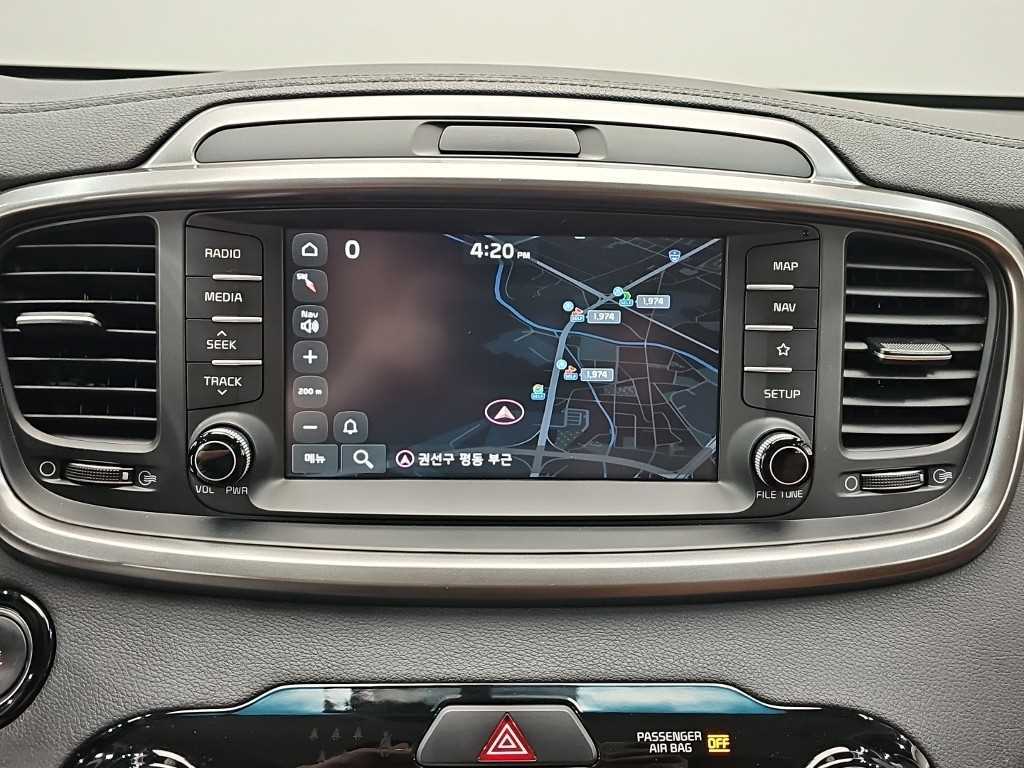 Kia Sorento — photo 15
