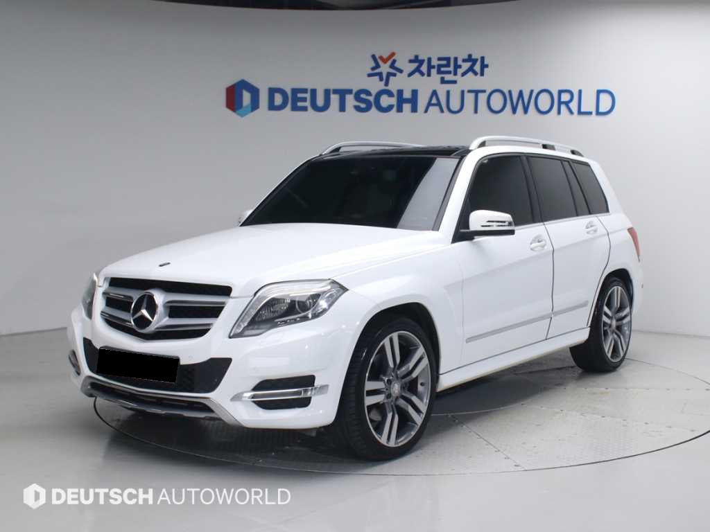 Mercedes-Benz GLK-Class — photo 01