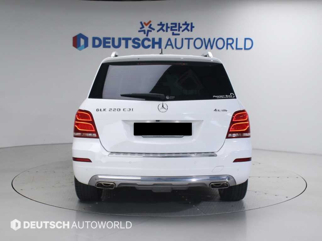 Mercedes-Benz GLK-Class — photo 04