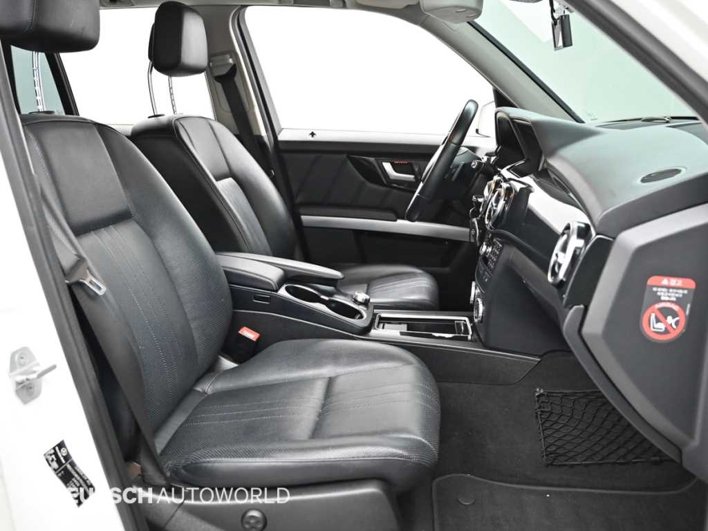 Mercedes-Benz GLK-Class — photo 10