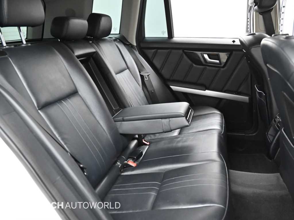 Mercedes-Benz GLK-Class — photo 12