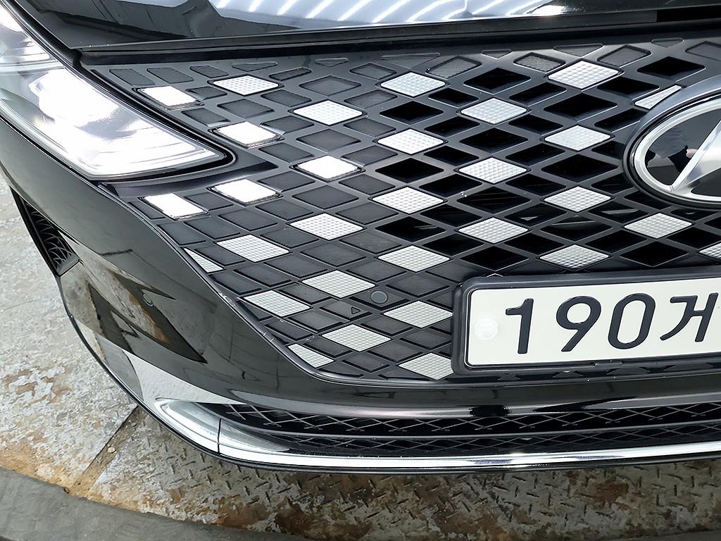 Hyundai Grandeur — photo 18