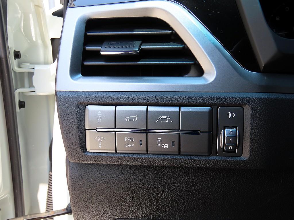 KGM KORANDO — photo 12