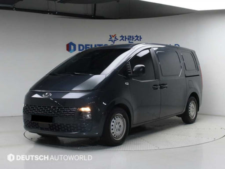 Hyundai Staria — photo 01