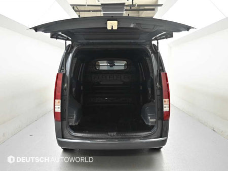 Hyundai Staria — photo 19