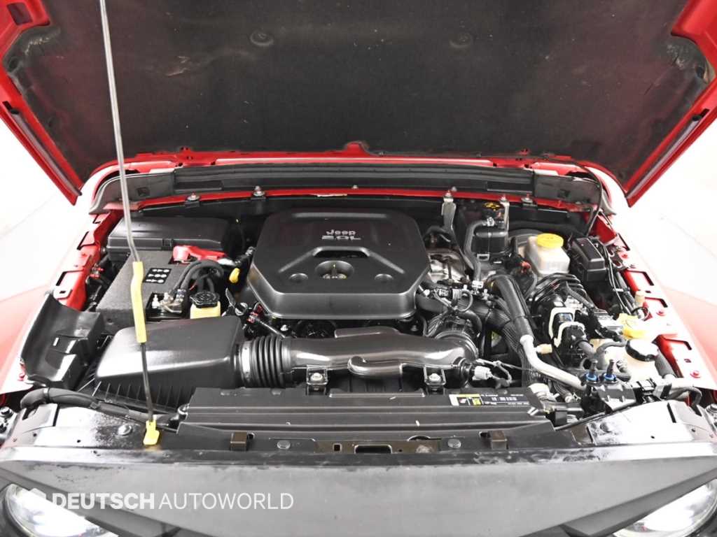 Jeep Wrangler — photo 06