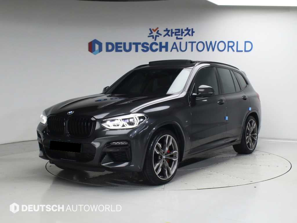 BMW X3 — photo 01