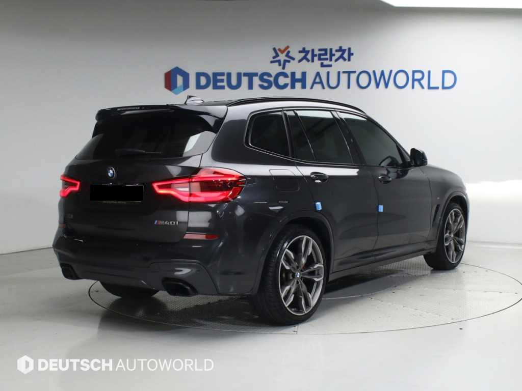 BMW X3 — photo 02