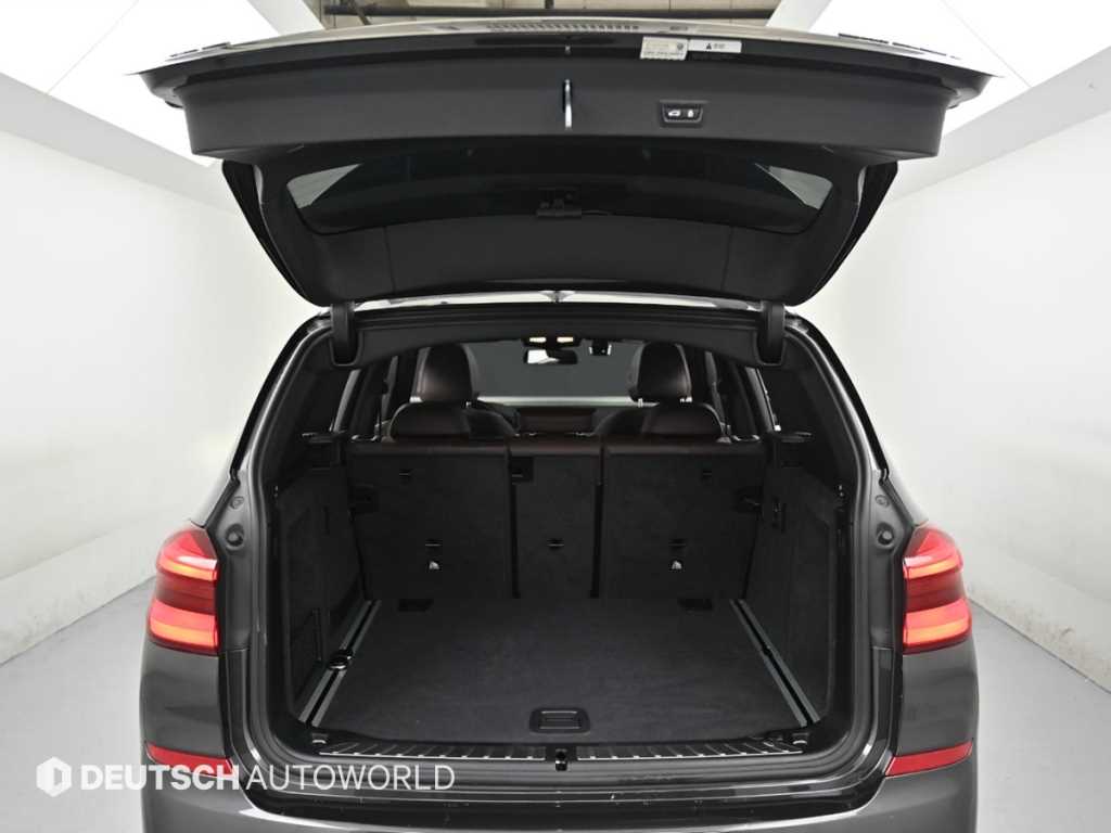 BMW X3 — photo 19