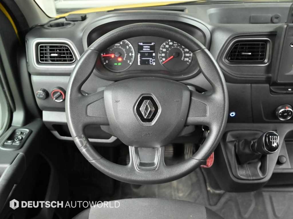RENAULT Master — photo 13