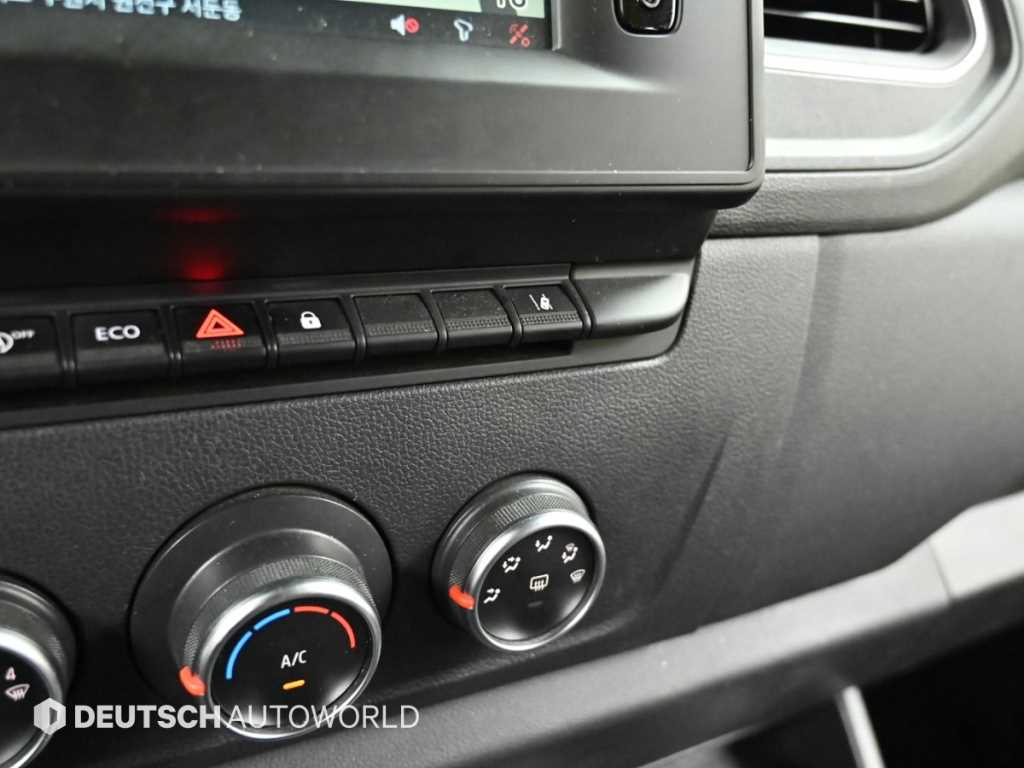RENAULT Master — photo 17