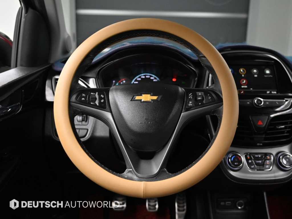 CHEVROLET Spark — photo 13