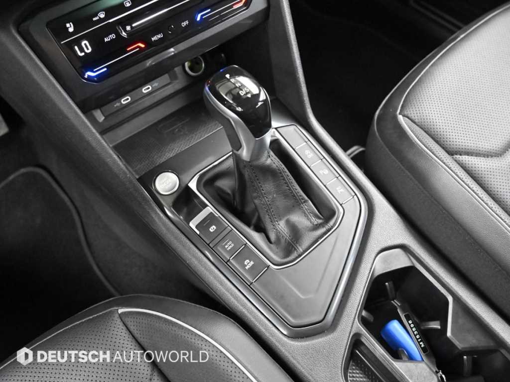 Volkswagen Tiguan — photo 09