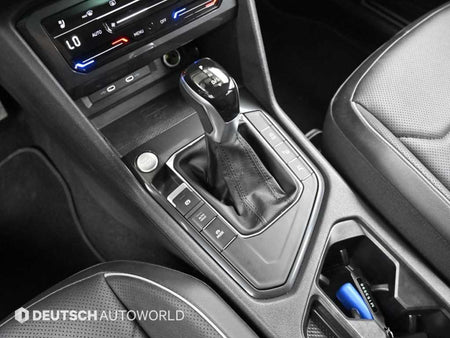 Volkswagen Tiguan — photo 09