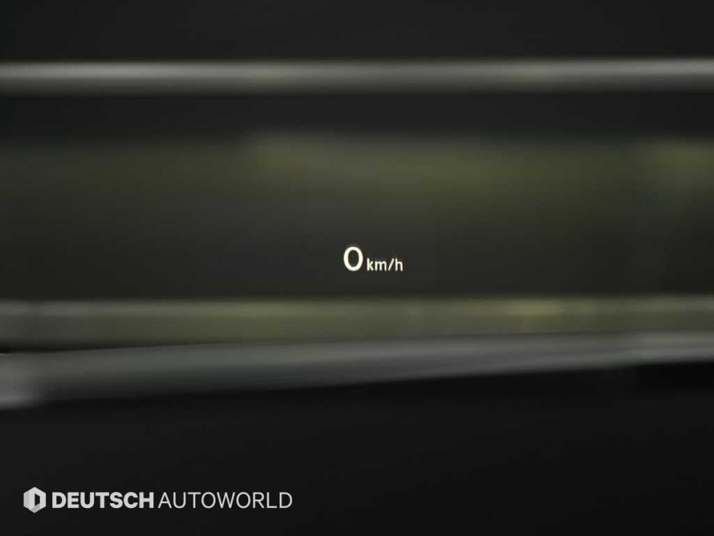 Volkswagen Tiguan — photo 17