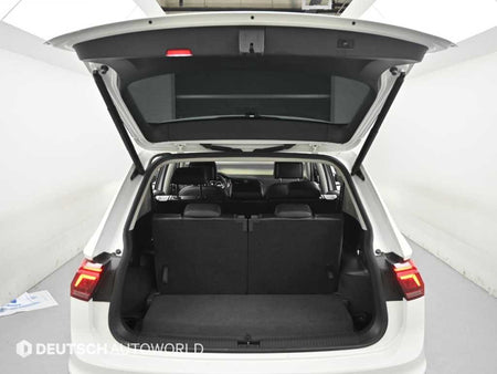 Volkswagen Tiguan — photo 19