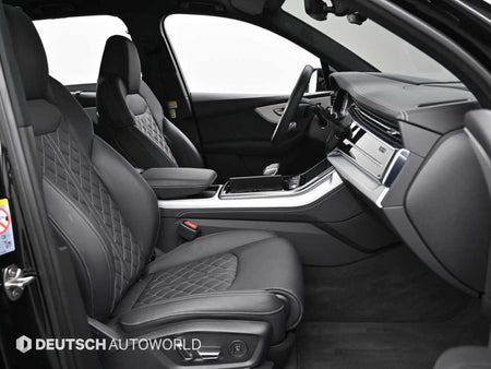 Audi Q7 — photo 10