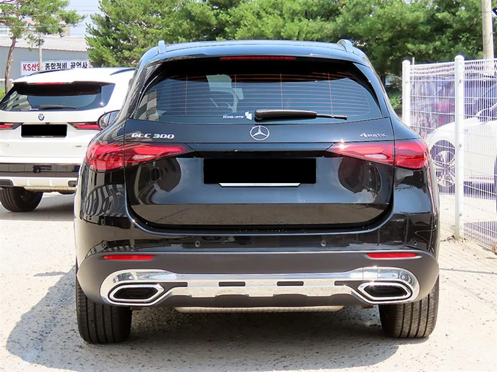 Mercedes-Benz GLC-Class — photo 04