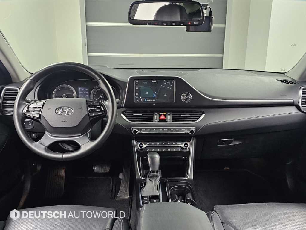 Hyundai Grandeur — photo 07