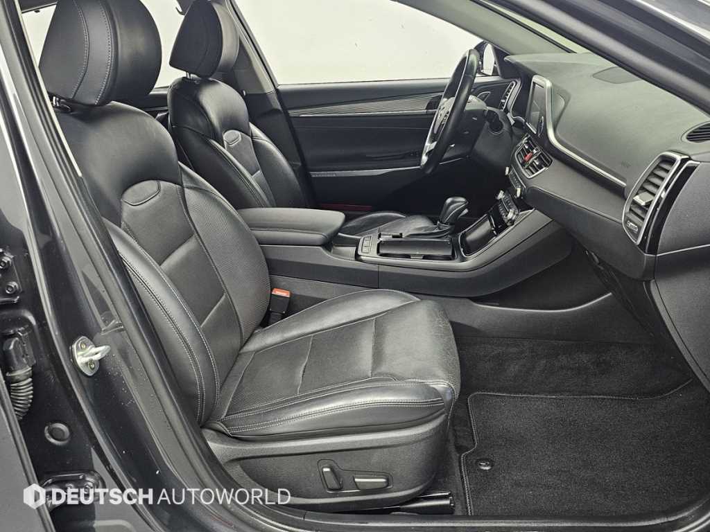 Hyundai Grandeur — photo 10