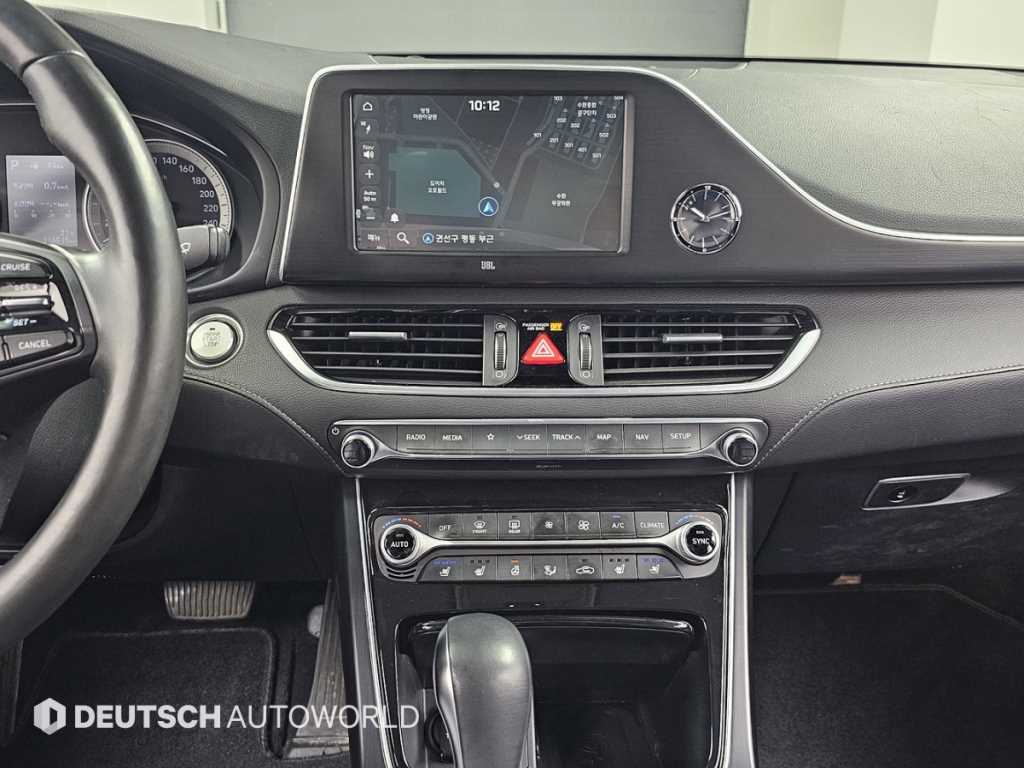 Hyundai Grandeur — photo 14