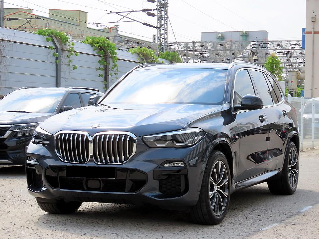BMW X5 — photo 02